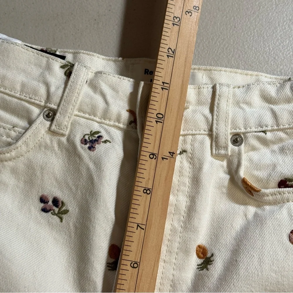 Fruit embroidered jeans high rise straight cottagecore Reformation size 23 white